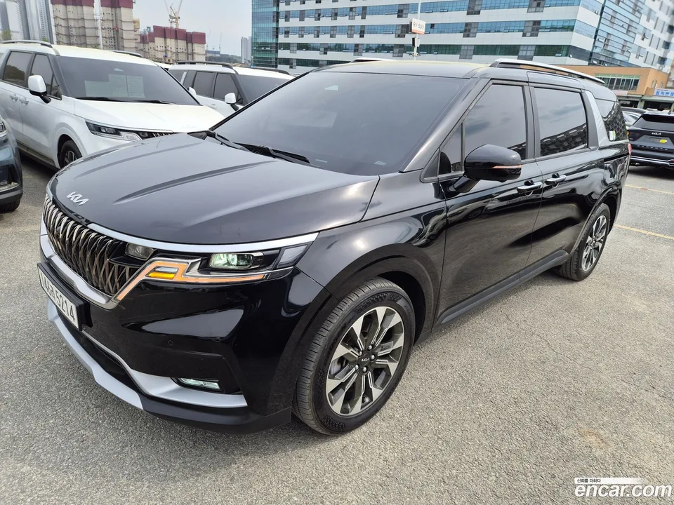 Kia Carnival 9 2022 — миниатюра 2