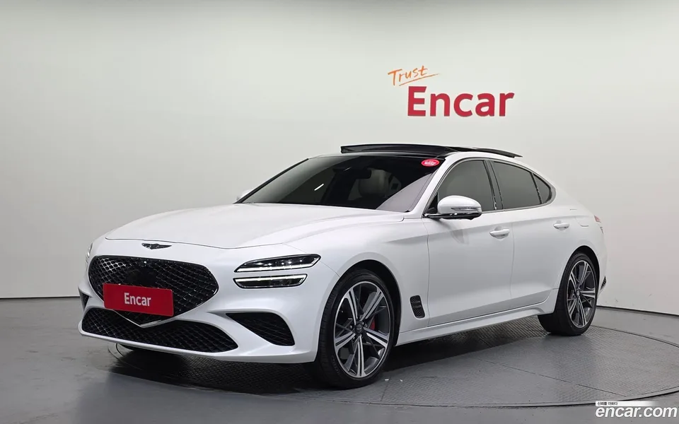 Genesis G70 3.3T 4WD 2024 — фото 1, купить с доставкой в Москву