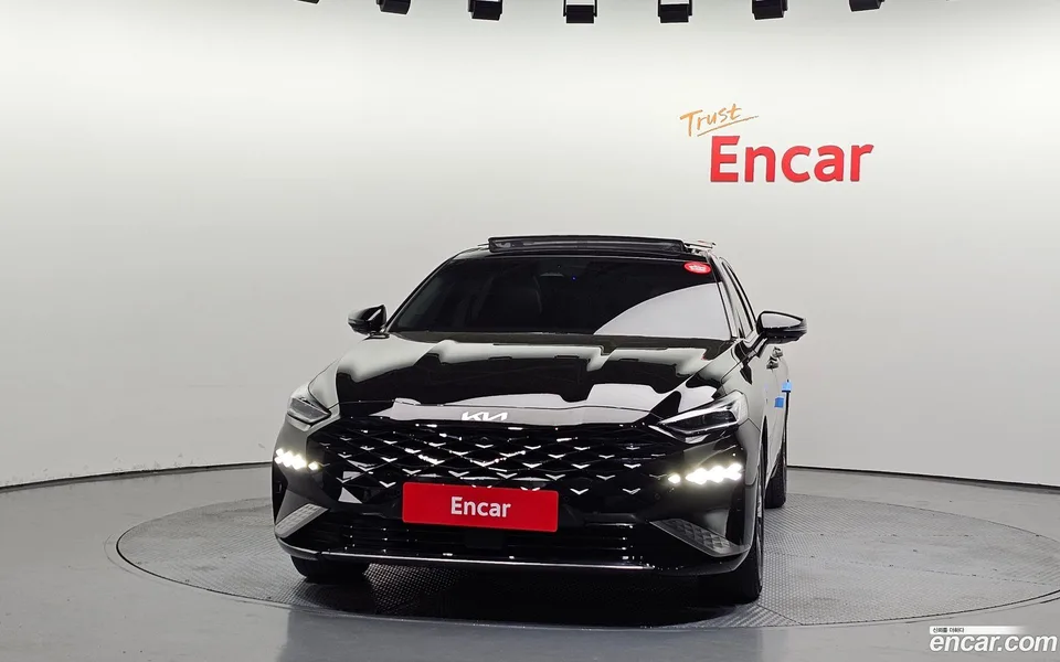 Kia K8 Hybrid 2023 — миниатюра 3