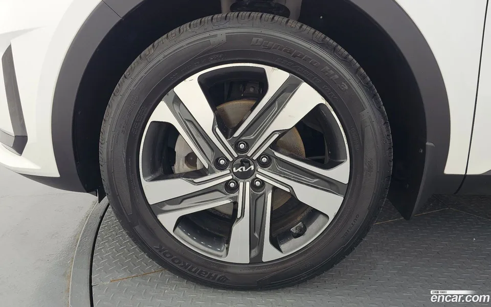 Kia Sorento HEV 1.6 2WD 2022 — миниатюра 5