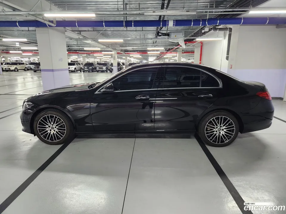 Mercedes-Benz C-Class C200 2025 — миниатюра 2