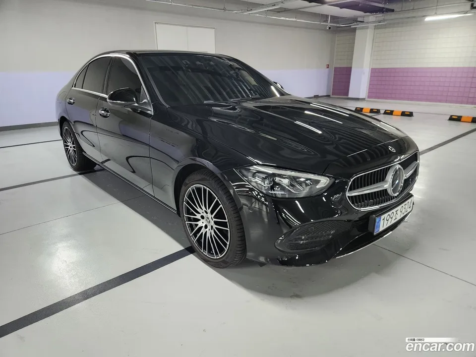 Mercedes-Benz C-Class C200 2025 — миниатюра 3