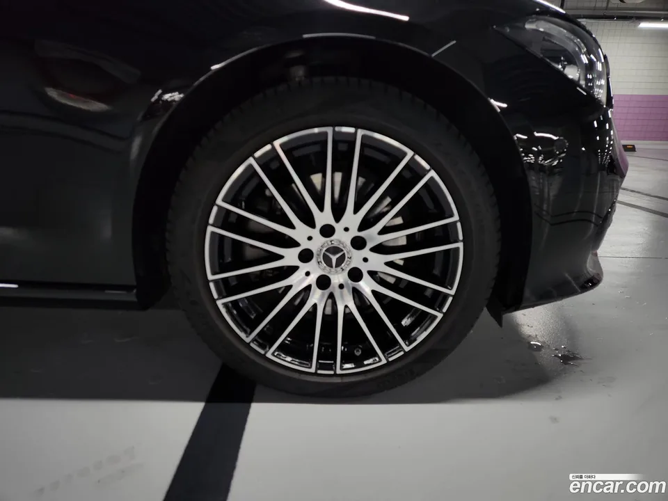 Mercedes-Benz C-Class C200 2025 — миниатюра 4
