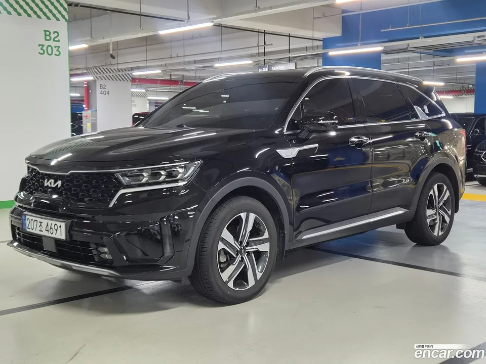 Kia Sorento HEV 1.6 2WD 2023 — photo 1, buy with delivery to Moscow