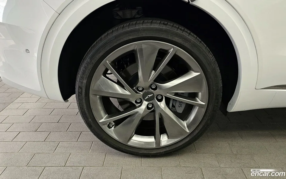 Genesis GV70 2.5T AWD 2023 — миниатюра 2