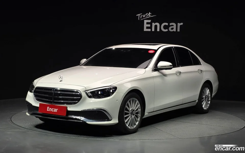 Mercedes-Benz E-Class E250 2022 — фото 1, купить с доставкой в Москву