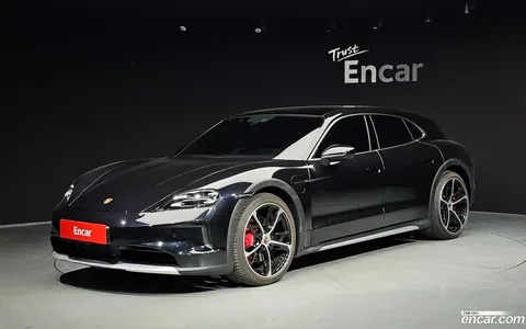 Porsche Taycan 2025 buy in Moscow