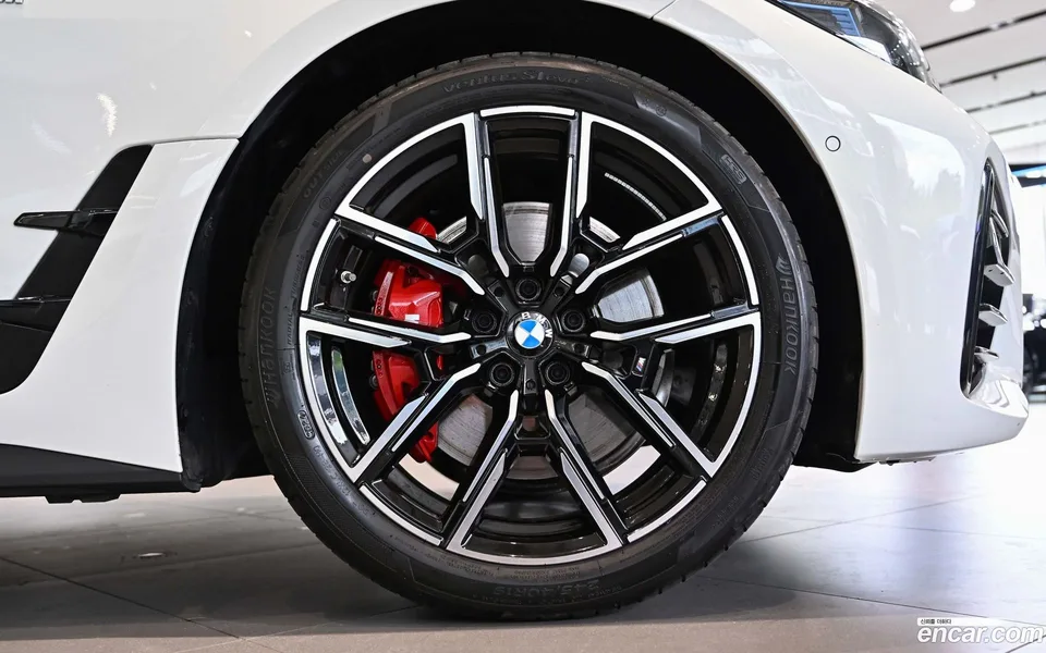 BMW 4 Series 420i M 2025 — миниатюра 2
