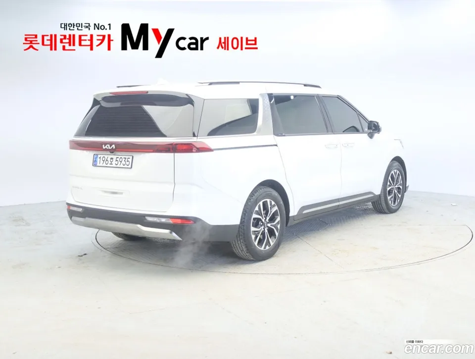 Kia Carnival 9 2023 — миниатюра 5