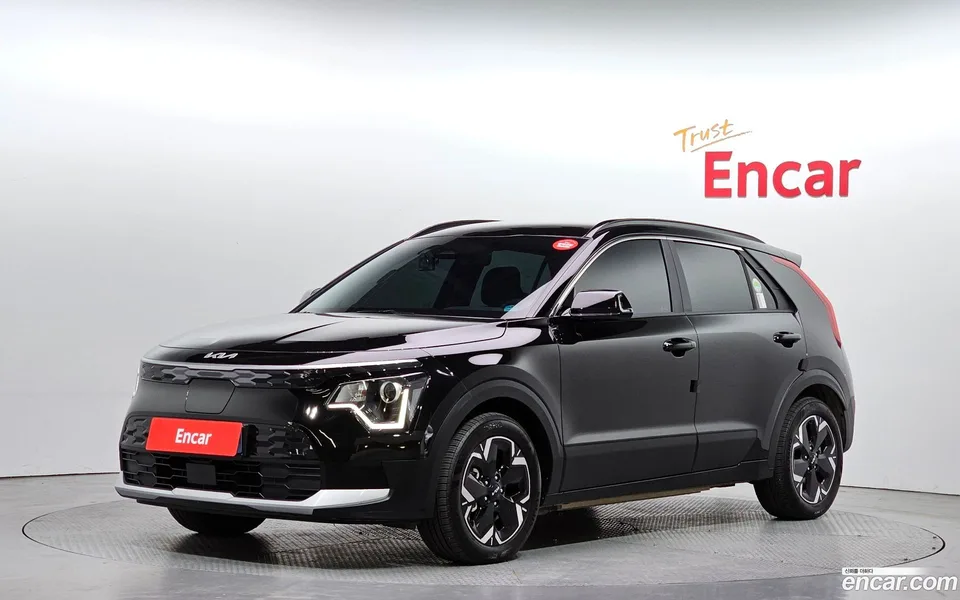 Kia Niro EV 2023 — фото 1, купить с доставкой в Москву