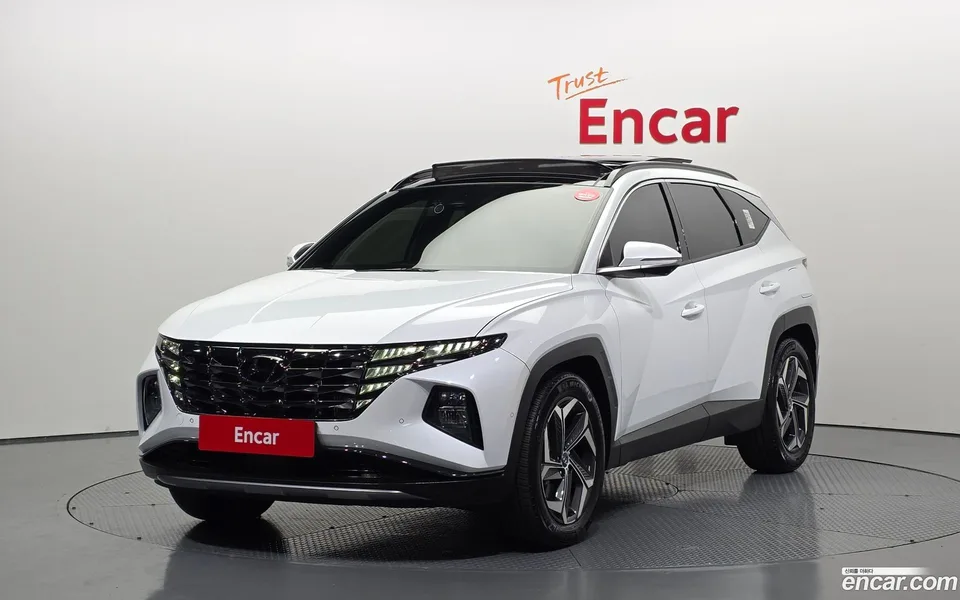 Hyundai Tucson 2.0 2WD 2022 — фото 1, купить с доставкой в Москву