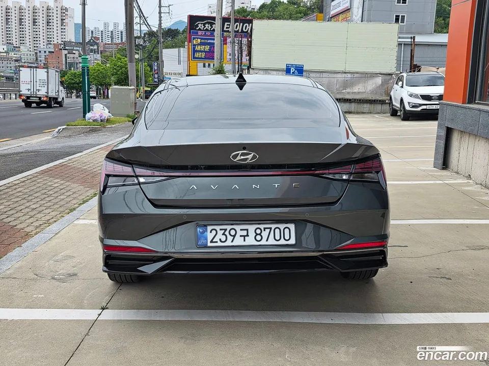 Hyundai Avante 1.6 2022 — миниатюра 2