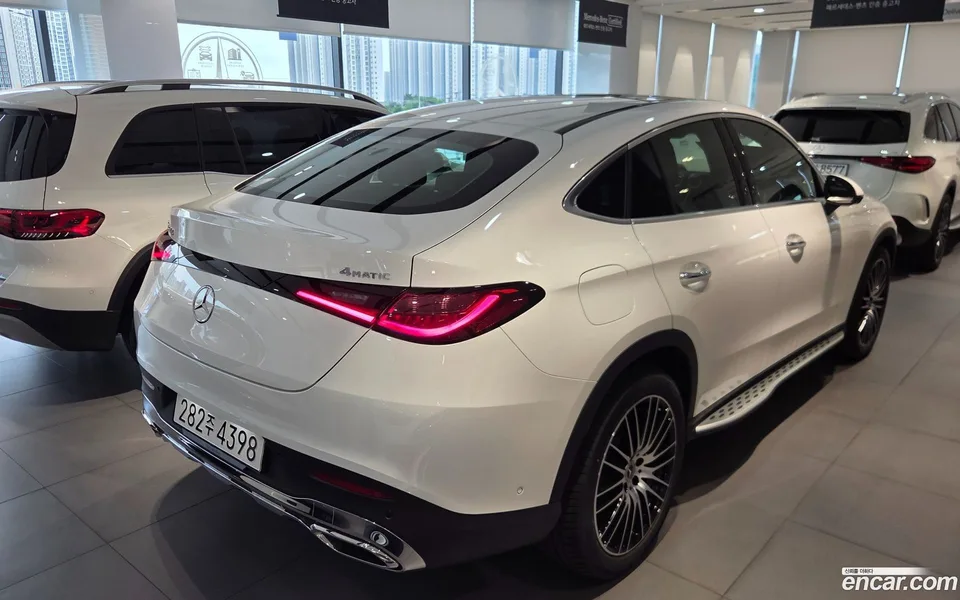 Mercedes-Benz GLC-Class GLC300 4MATIC 2025 — миниатюра 4