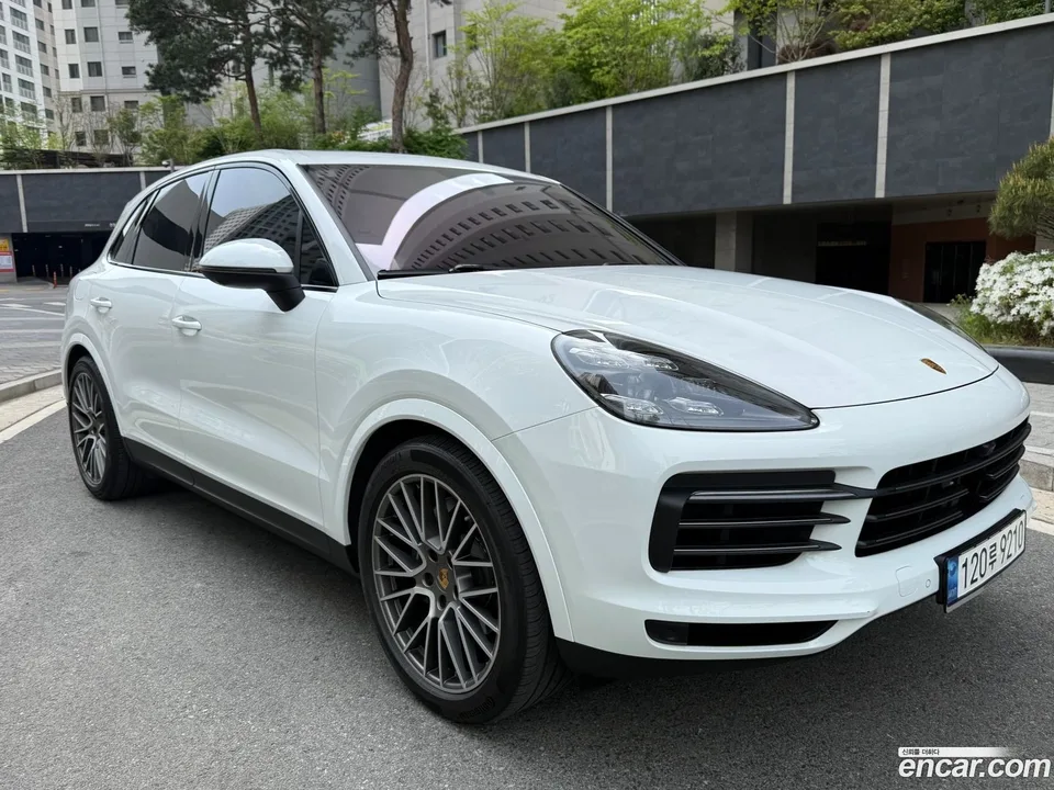 Porsche Cayenne 3.0 2023 — миниатюра 3