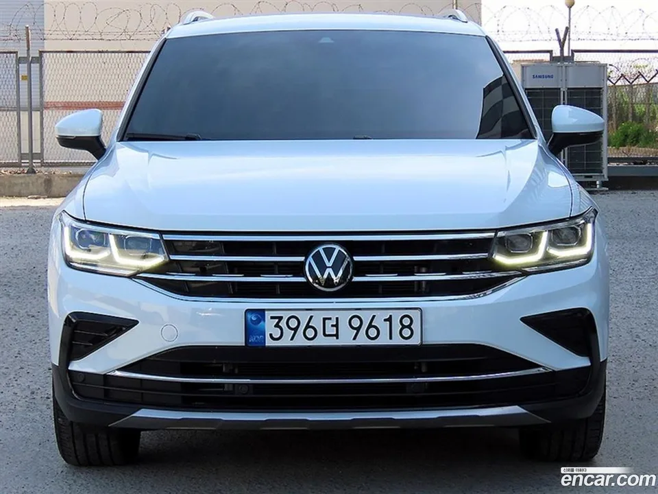 Volkswagen Tiguan 2.0 TDI 2022 — фото 1, купить с доставкой в Москву