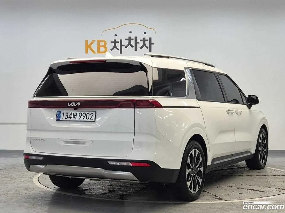 Kia Carnival 9 2022 — миниатюра 3
