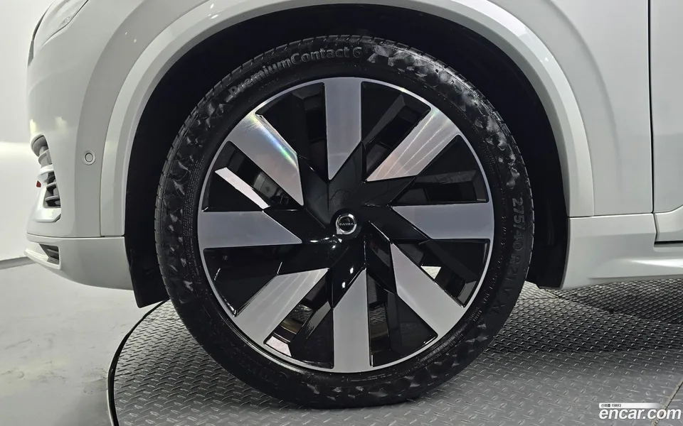 Volvo XC90 T8 2024 — миниатюра 2