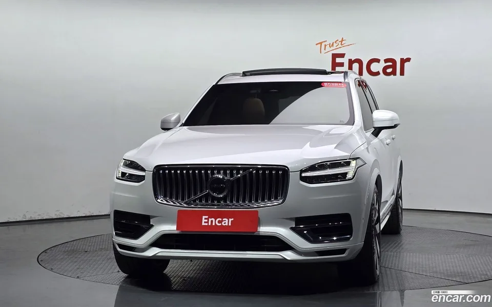 Volvo XC90 T8 2024 — миниатюра 3