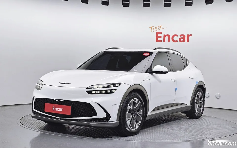 Genesis GV60 2022 — фото 1, купить с доставкой в Москву