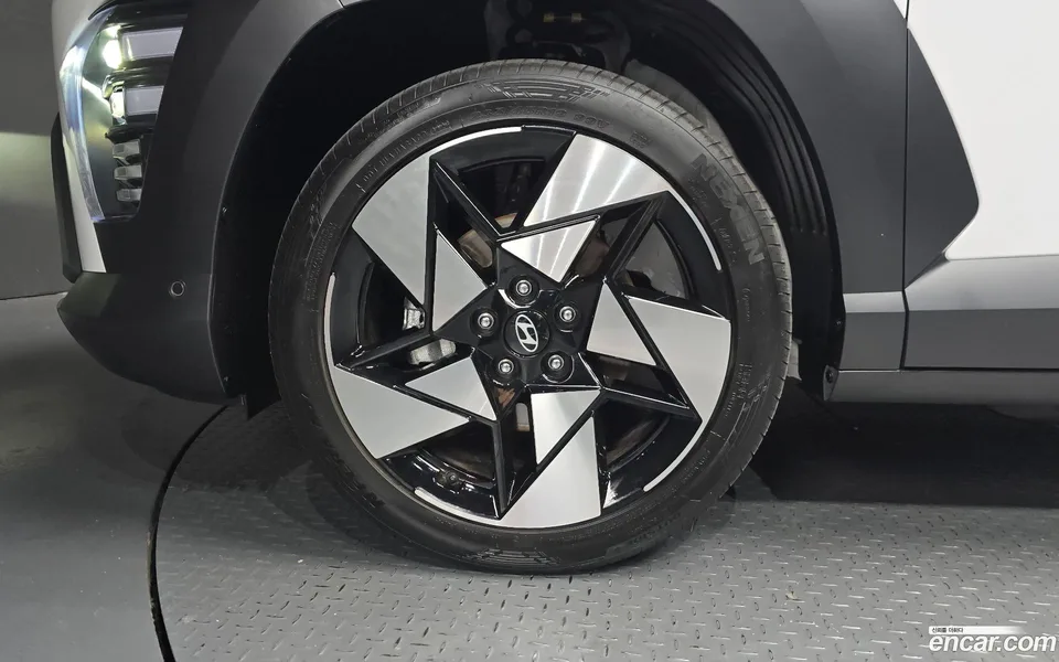 Hyundai Kona 1.6 2WD 2024 — миниатюра 2