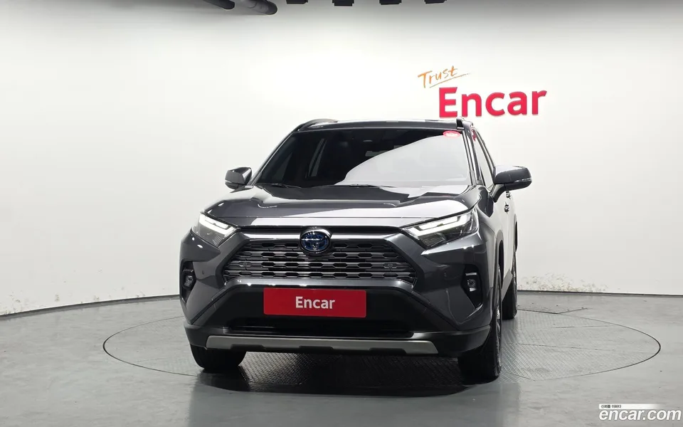 Toyota RAV4 2.5 4WD LTD 2024 — thumbnail 3