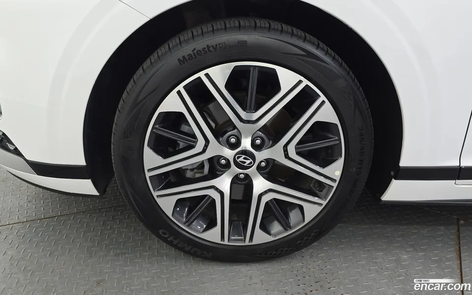 Hyundai Grandeur 2.5 2WD 2025 — миниатюра 2