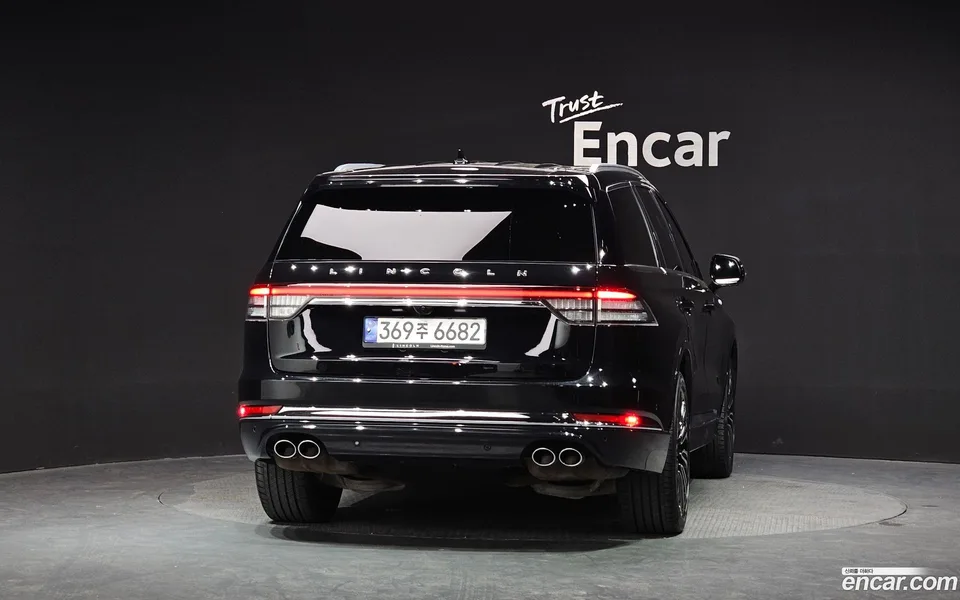 Lincoln Aviator 3.0 AWD 2022 — миниатюра 4