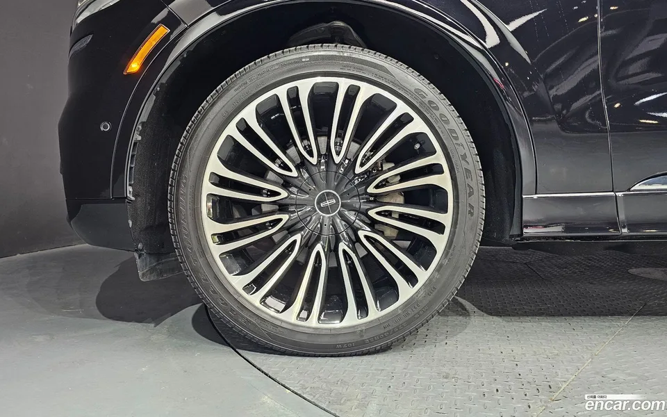 Lincoln Aviator 3.0 AWD 2022 — миниатюра 5