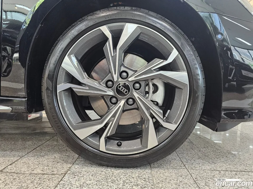 Audi A3 (8Y) 40 TFSI 2025 — миниатюра 5