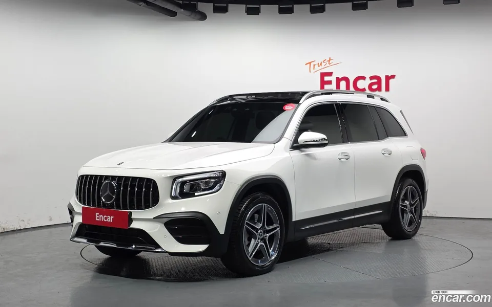 Mercedes-Benz GLB-Class GLB250 4MATIC 2023 — фото 1, купить с доставкой в Москву