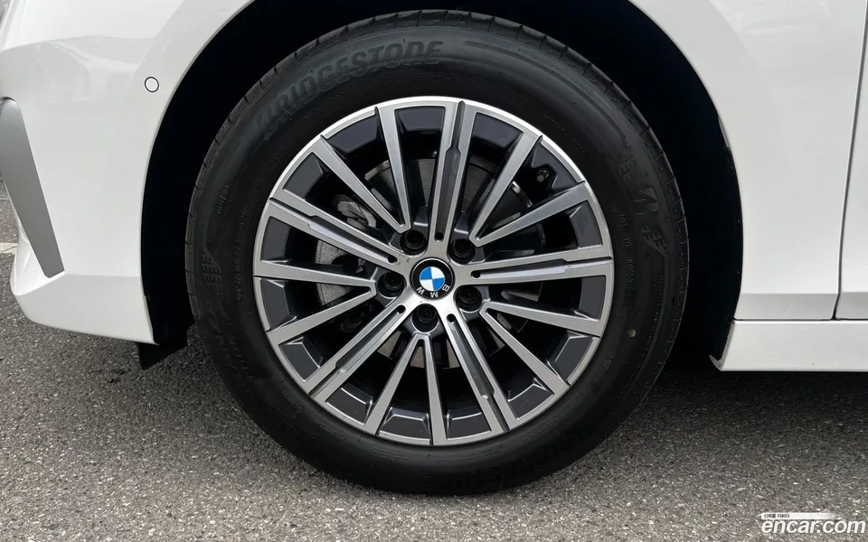 BMW 2 Series Active Tourer 218d 2025 — миниатюра 2