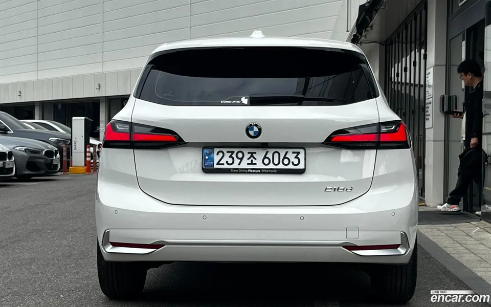 BMW 2 Series Active Tourer 218d 2025 — миниатюра 4