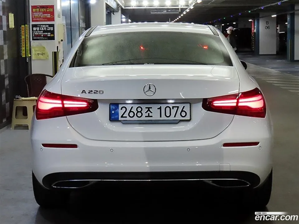 Mercedes-Benz A-Class A220 2025 — миниатюра 2