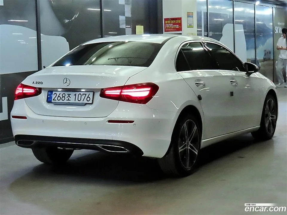 Mercedes-Benz A-Class A220 2025 — миниатюра 4