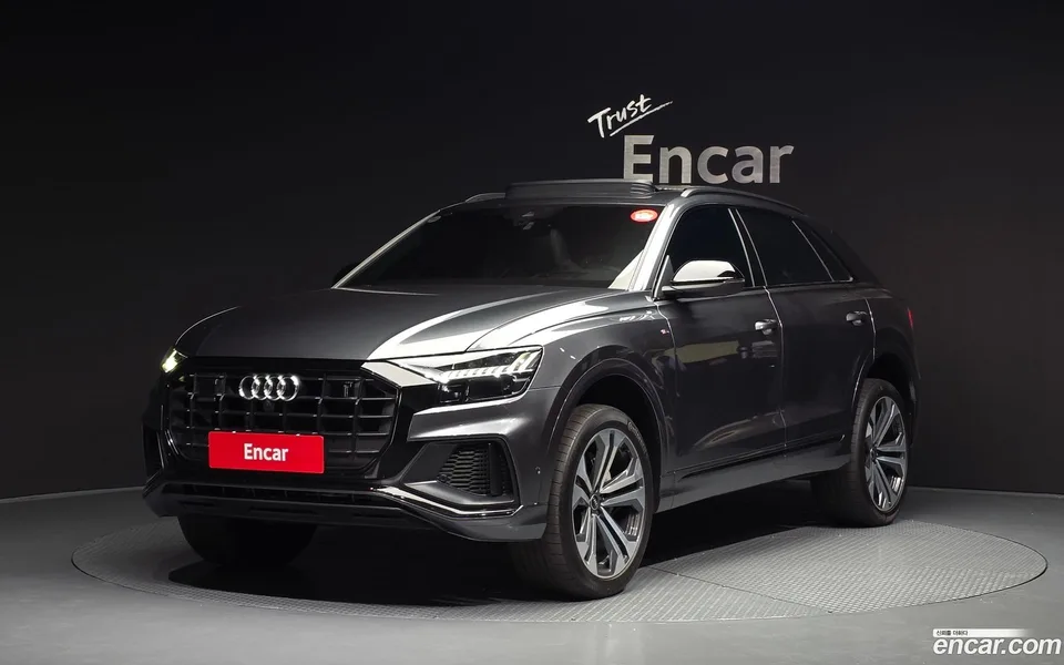 Audi Q8 (4M) 55 TFSI 2022 — фото 1, купить с доставкой в Москву