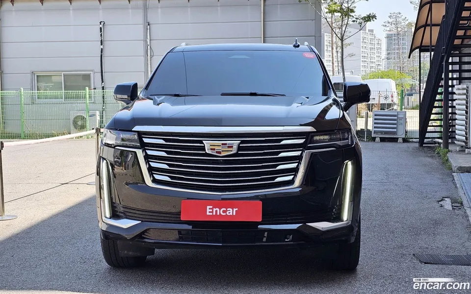 Cadillac Escalade 6.2 ESV 2022 — миниатюра 3