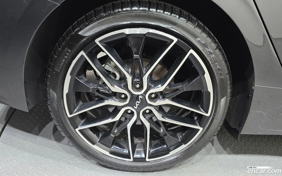 Kia K5 1.6 2022 — миниатюра 2