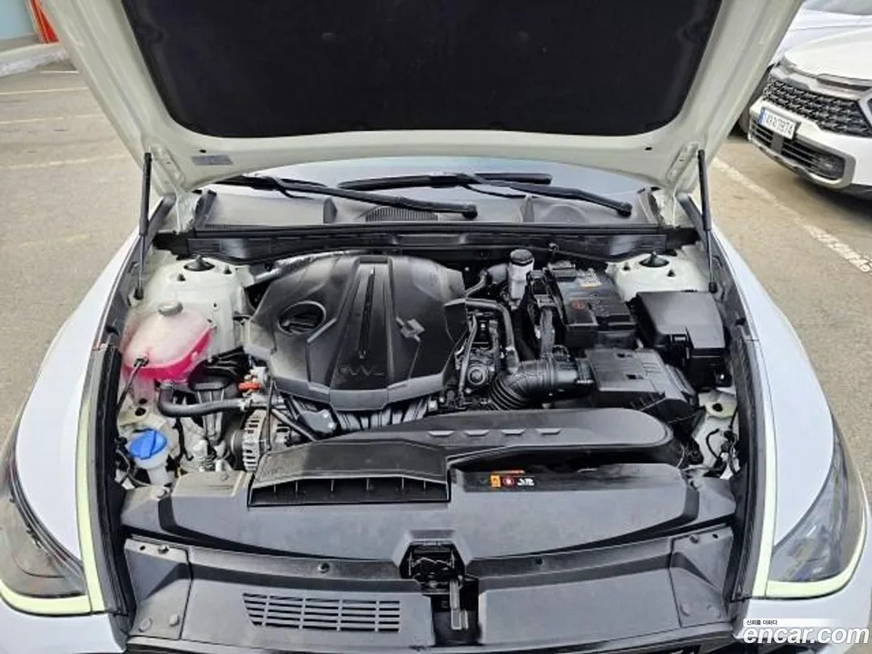 Hyundai Sonata 2.0 2022 — миниатюра 2