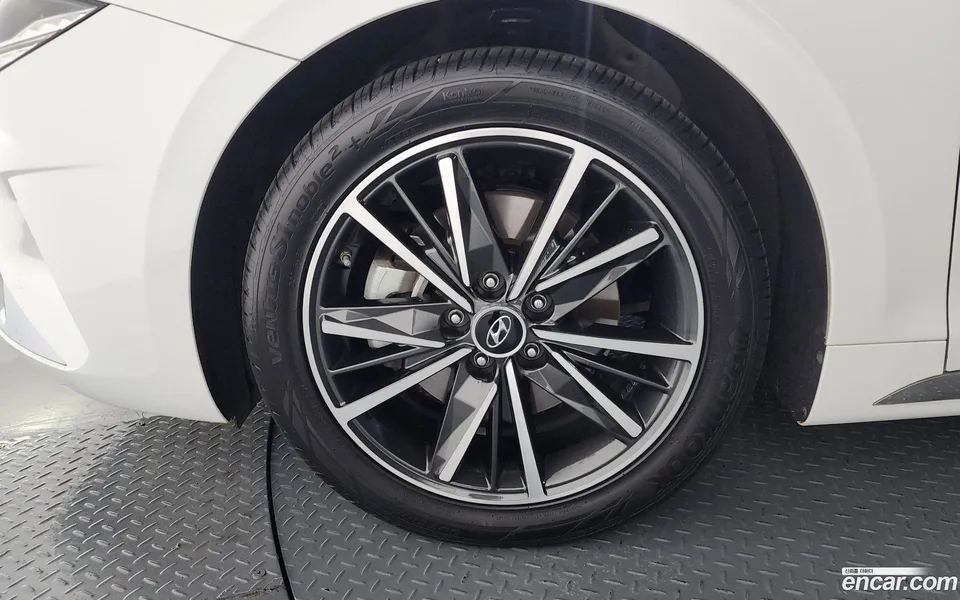 Hyundai Grandeur IG 2.5 2022 — миниатюра 2