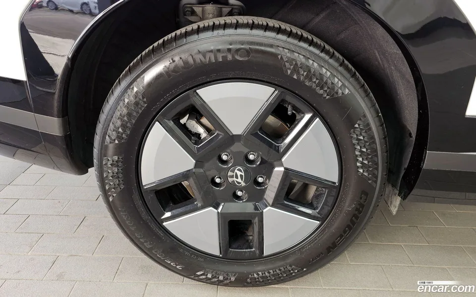 Hyundai SantaFe HEV 1.6 2WD 2024 — миниатюра 2