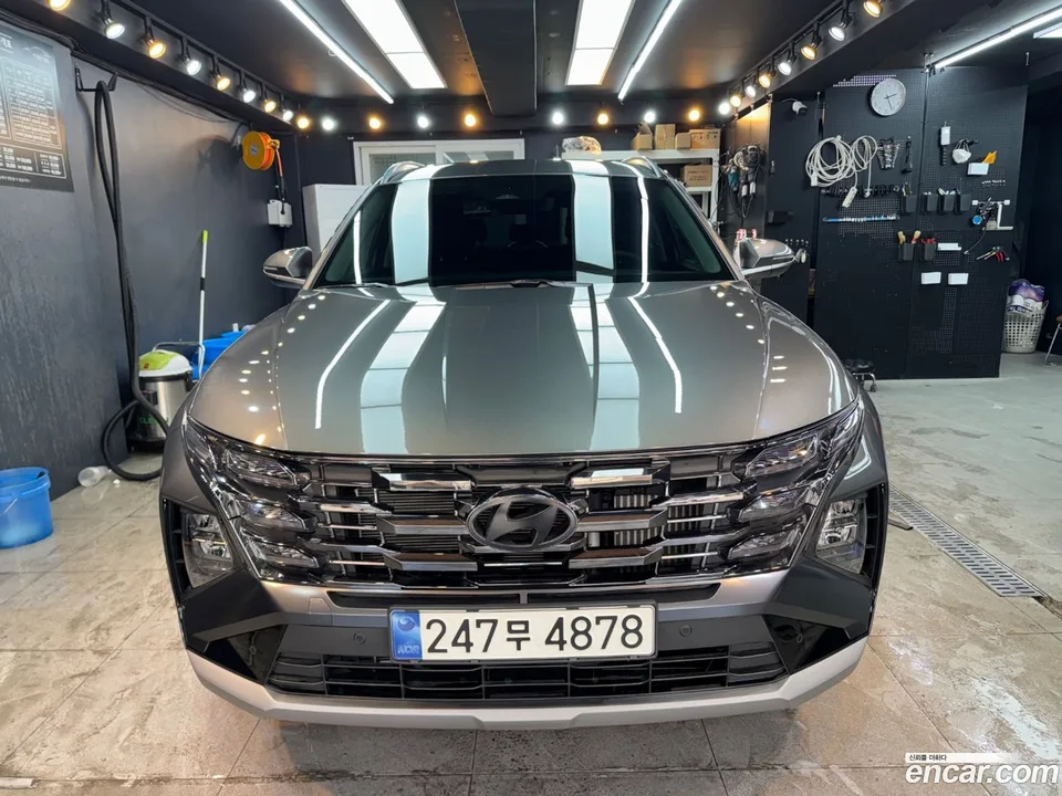 Hyundai Tucson NX4 1.6 2WD 2023 — фото 1, купить с доставкой в Москву