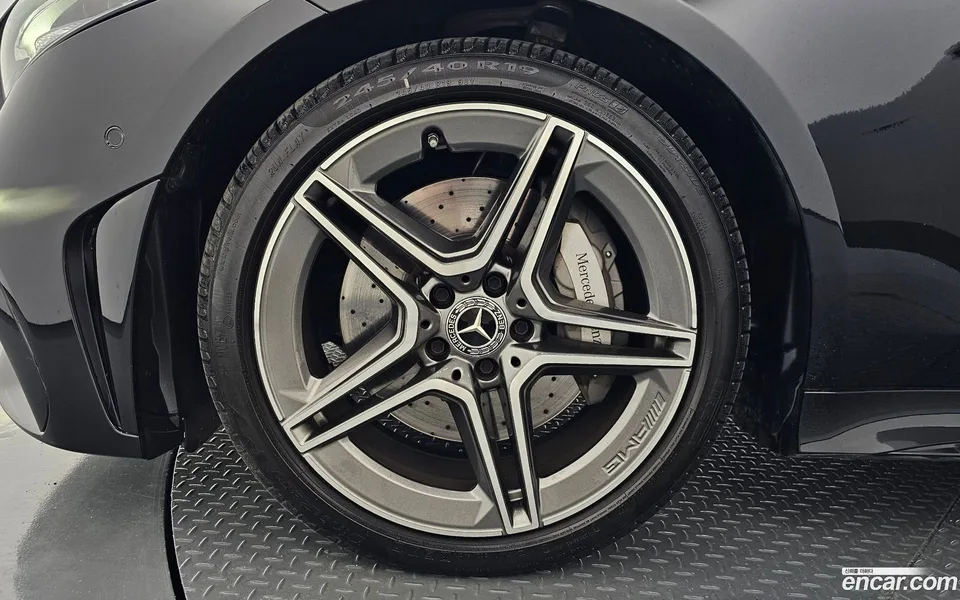 Mercedes-Benz CLS-Class CLS300d 4MATIC 2023 — миниатюра 2