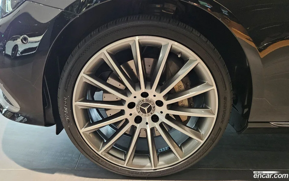 Mercedes-Benz E-Class E450 4MATIC 2023 — миниатюра 2