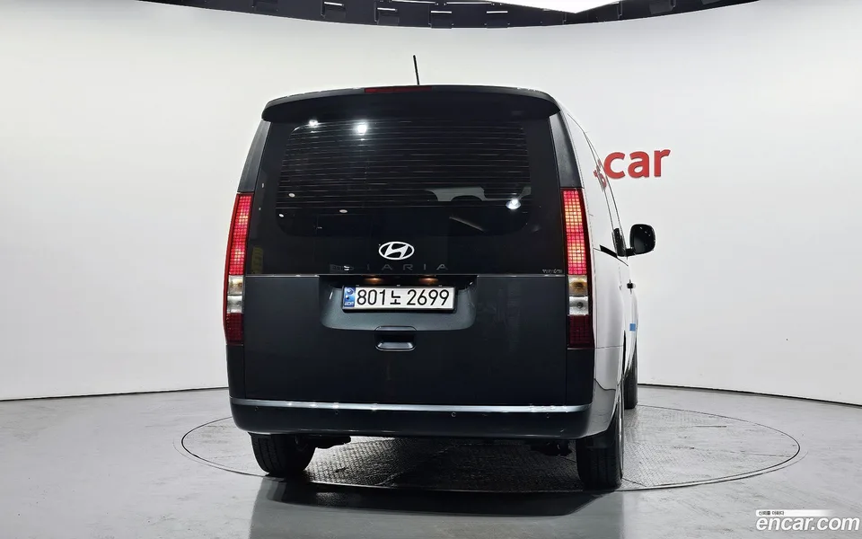 Hyundai Staria 5 2024 — миниатюра 4