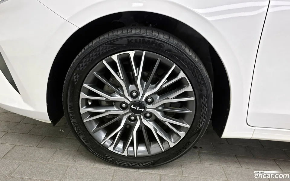 Kia K3 1.6 2022 — thumbnail 2