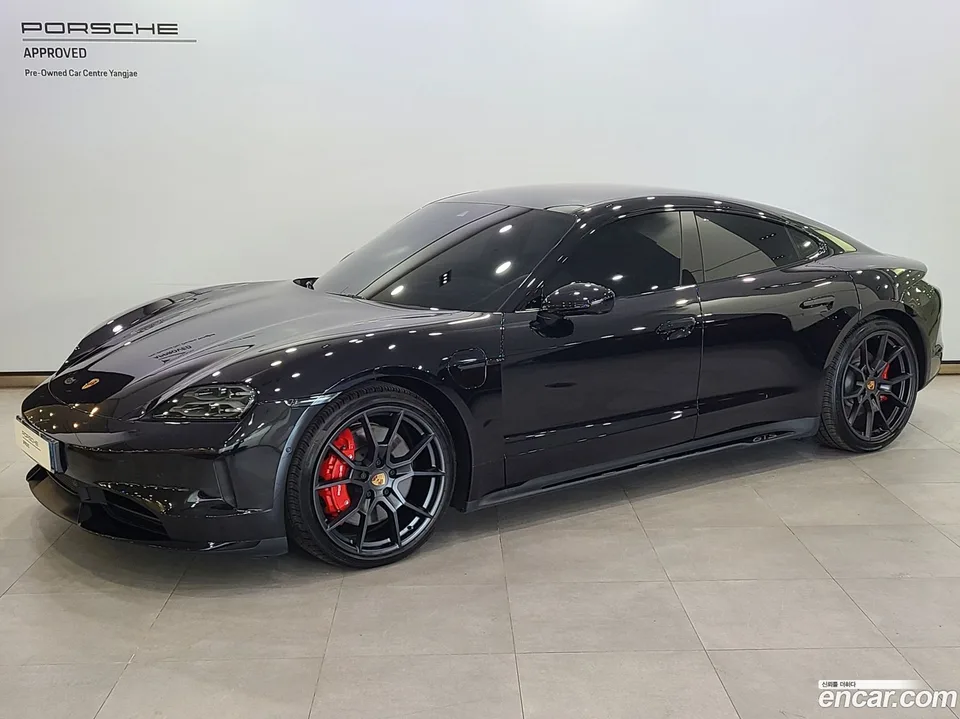 Porsche Taycan GTS 2025 — фото 1, купить с доставкой в Москву