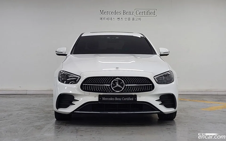 Mercedes-Benz E-Class E220d 4MATIC AMG Line 2023 — миниатюра 3