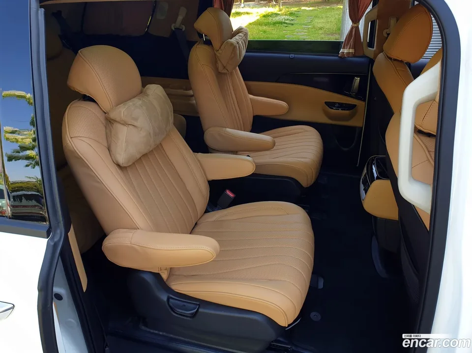 Kia Carnival 9 () 2022 — миниатюра 4