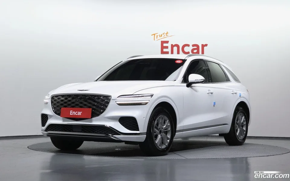 Genesis GV70 2.5T AWD 2025 — фото 1, купить с доставкой в Москву