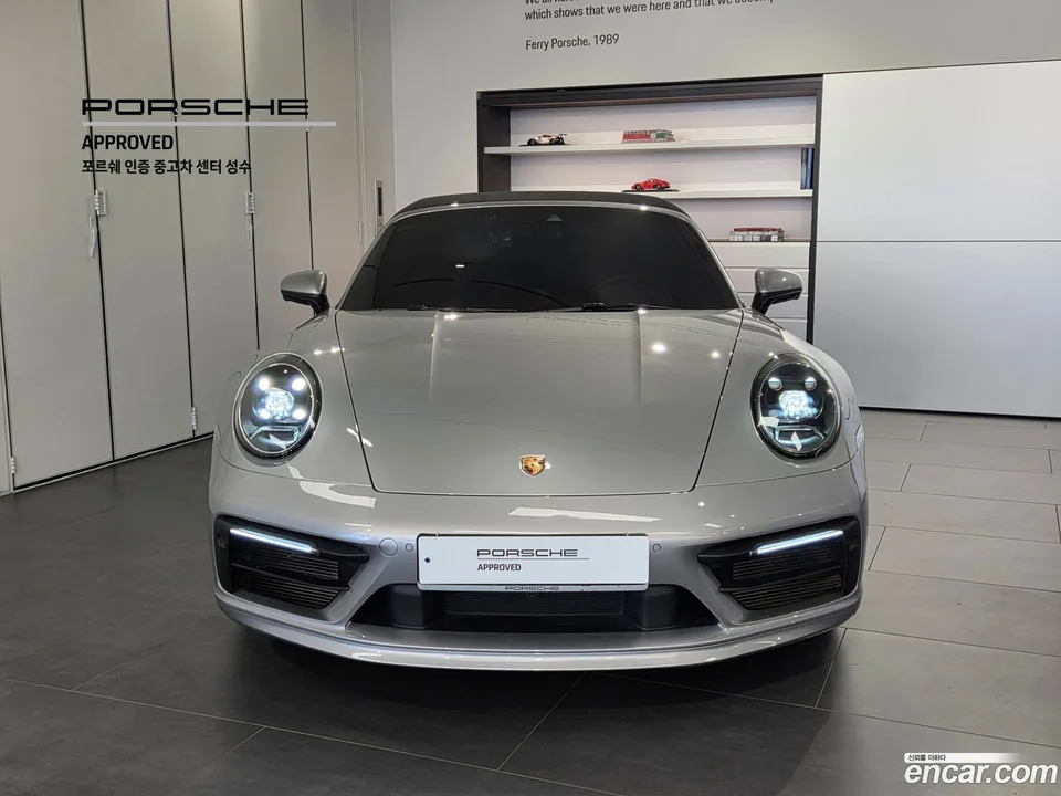 Porsche 911 (992) 4 2024 — миниатюра 3